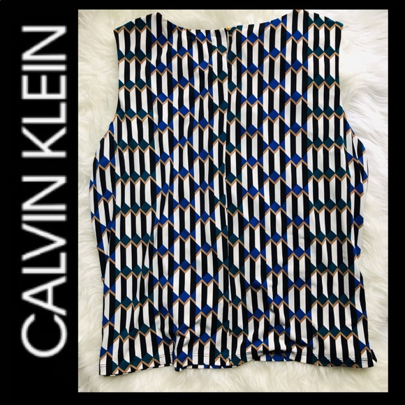 CALVIN KLEIN Plus Sz Abstract Matte Jersey Top - Picture 3 of 8